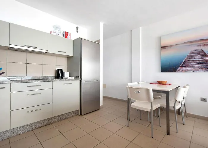 Casa Medano 17 * גרנדילה דה אבונה